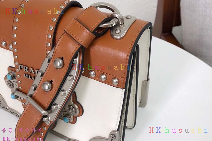 �ڹ̷��ޡ�2018SS  ����� ī�̿� ����� P 1BD045-2