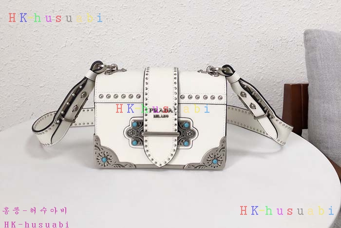 �ڹ̷��ޡ�2018SS  ����� ī�̿� ����� P 1BD045-4