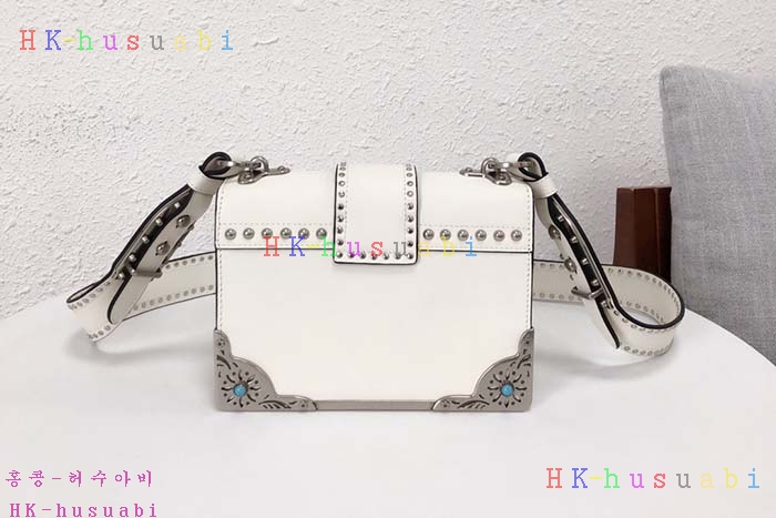 �ڹ̷��ޡ�2018SS  ����� ī�̿� ����� P 1BD045-4