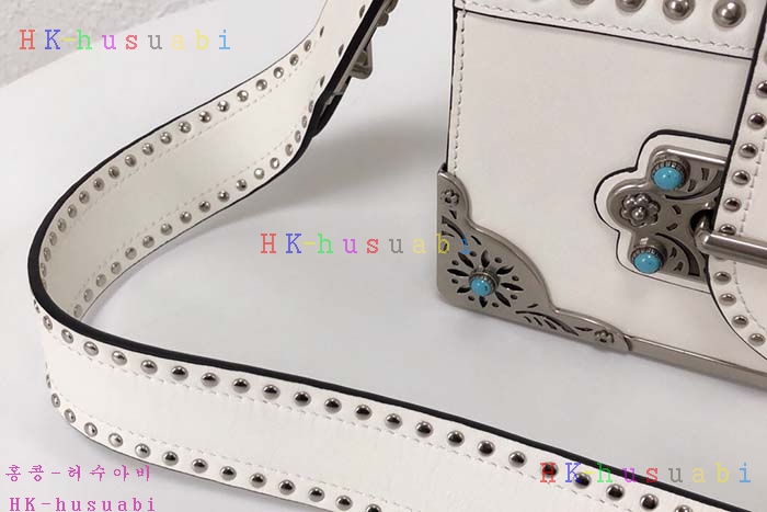 �ڹ̷��ޡ�2018SS  ����� ī�̿� ����� P 1BD045-4