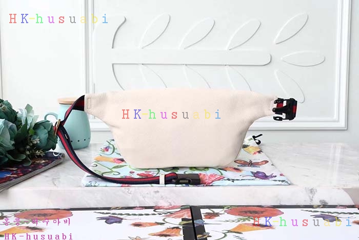 NEW 2018SS  ���� ��Ʈ�� ���� GU 493869-4