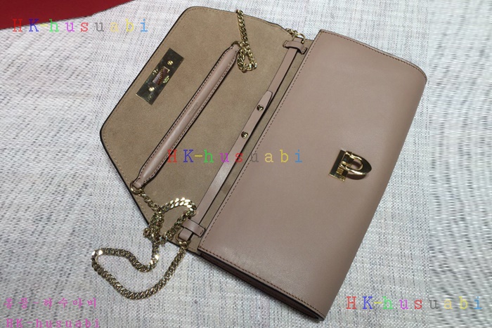 �ڹ̷��ޡ� �߷�Ƽ�� �����͵� ü�ι�  V 2045-3-1