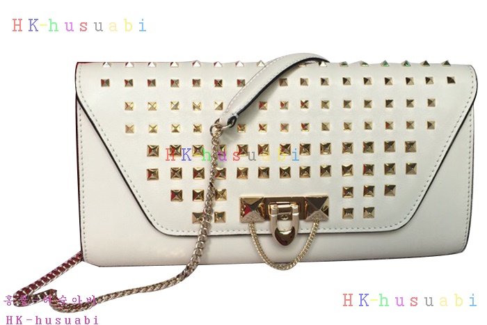 �ڹ̷��ޡ� �߷�Ƽ�� �����͵� ü�ι�  V 2045-2-4