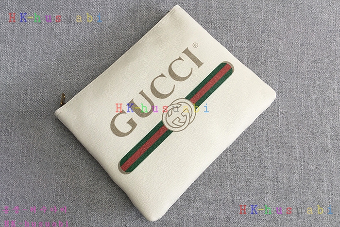 �ڹ̷��ޡ� 2018SS �ΰ� ���� Ŭ��ġ GU 500981-2