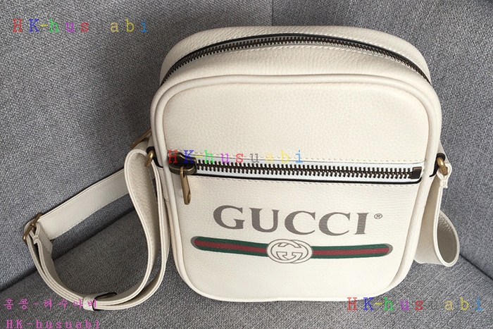 �ڹ̷��ޡ� 2018SS ���� ����Ʈ ũ�ν��� GU 523591-3