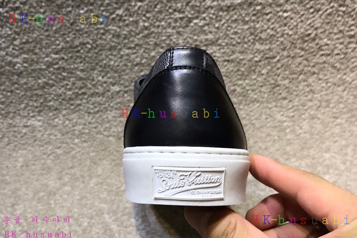 NEW 2018SS ���̺��� ������ ����Ŀ�� LV777418