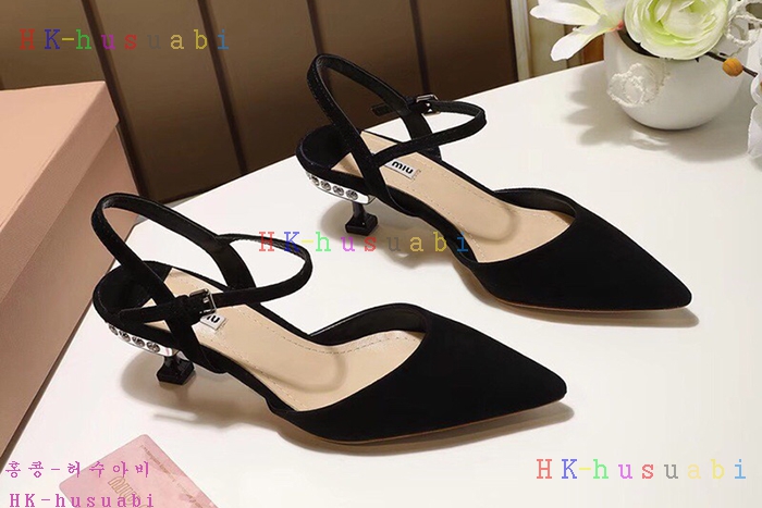 NEW 2018SS �̿�̿� ������ �Ź� MU 658811