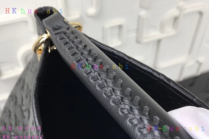 �ڹ̷��ޡ� ���̺��� �������� ��ġ M94171-3