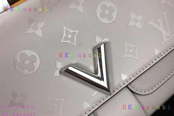 �ڹ̷��ޡ� ���̺��� ���� ü�ι� M42899-3