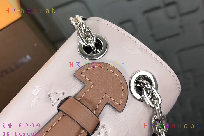 �ڹ̷��ޡ� ���̺��� ���� ü�ι� M42899-3