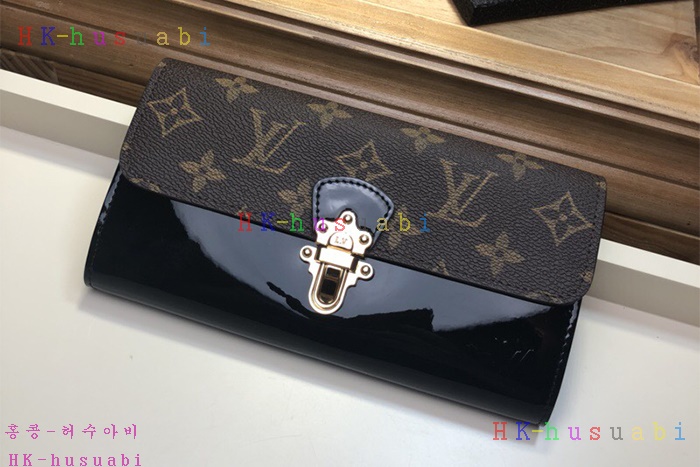 �ڹ̷��ޡ� ���̺��� ü����� ���� M62558