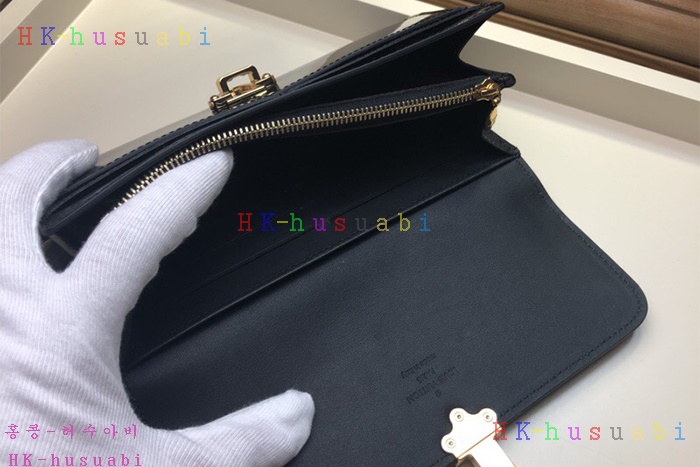 �ڹ̷��ޡ� ���̺��� ü����� ���� M62558