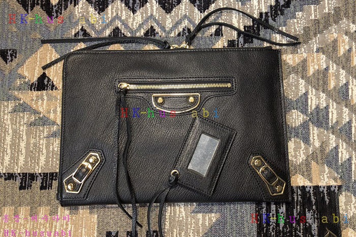 �ڹ̷��ޡ� �߷��þư� Ŭ��ġ�� BL 356A