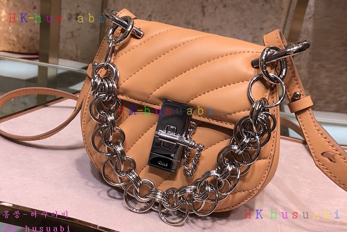 �ڹ̷��ޡ� 2018SS���ο� ������� �̴� ũ�ν��� CL 45540