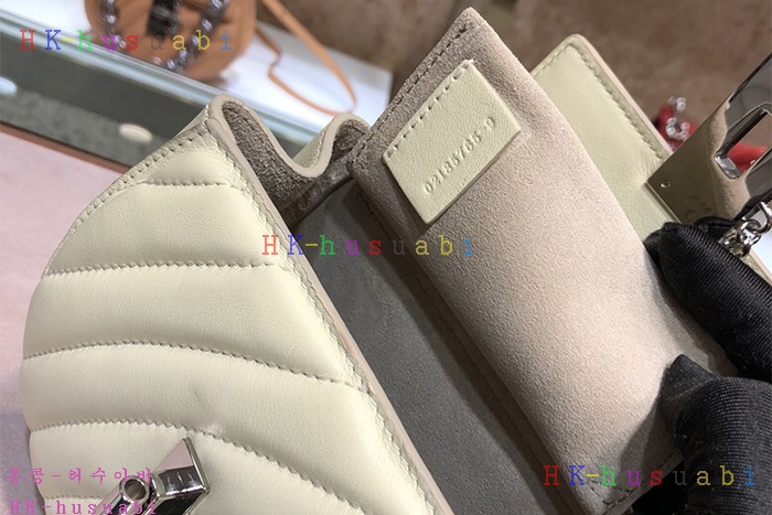 �ڹ̷��ޡ�2018SS ���ο� ������� �̴� ũ�ν��� CL 45540-2