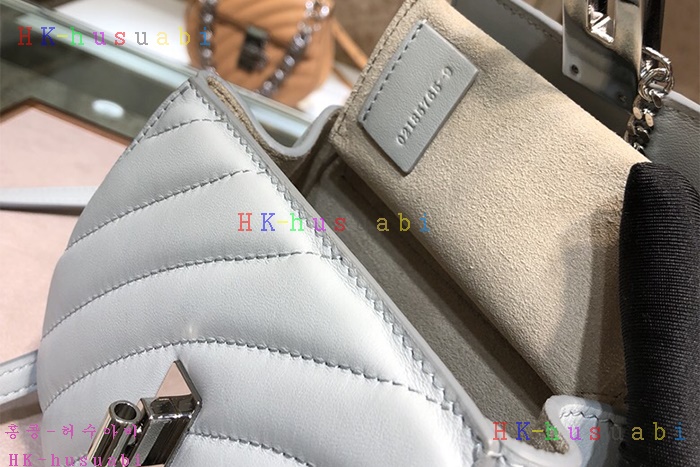 �ڹ̷��ޡ�2018SS ���ο� ������� �̴� ũ�ν��� CL 45540-3