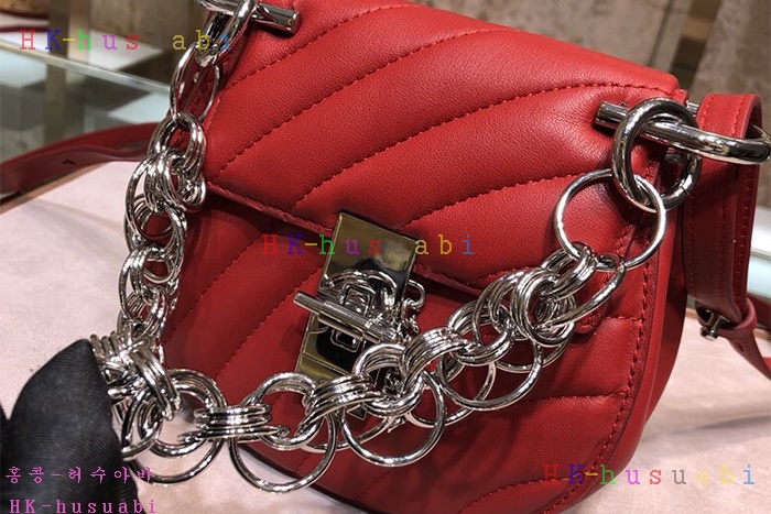 �ڹ̷��ޡ� 2018SS���ο� ������� �̴� ũ�ν��� CL 45540-4