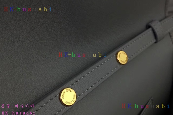 �ڹ̷��ޡ� �̿�̿� ü�� ũ�ν���  5MP001-2