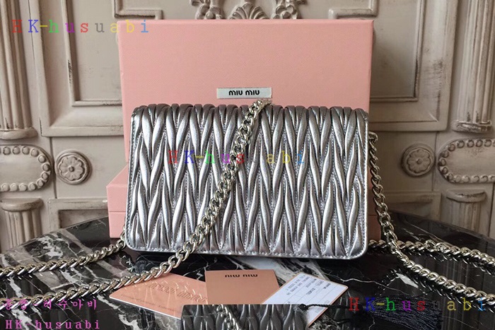 �ڹ̷��ޡ� �̿�̿� ü�� ũ�ν���  5MP001-4