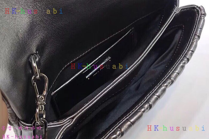 �ڹ̷��ޡ� �̿�̿� ���׶� Ŭ��ġ������  MM 5BH017