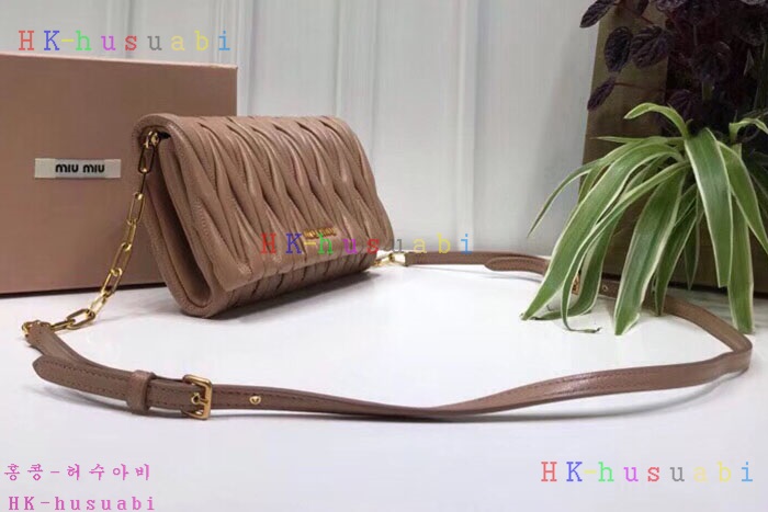 �ڹ̷��ޡ� �̿�̿� ���׶� Ŭ��ġ������  MM 5BH017-3