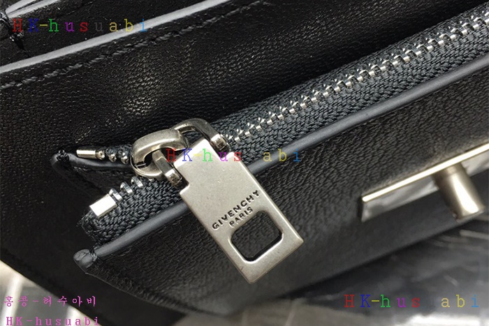 �ڹ̷��ޡ� ����� GV3 ũ�ν��� GV 50101-2