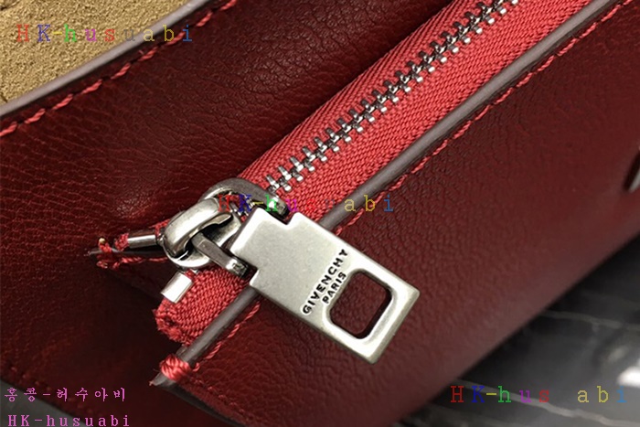 �ڹ̷��ޡ� ����� GV3 ũ�ν��� GV 50101-8