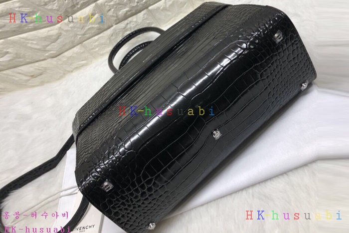 �ڹ̷��ޡ� ����� ȣ�������  GV 29988-9