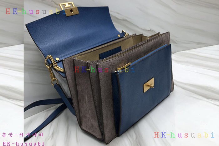 �ڹ̷��ޡ� ����� GV3 ũ�ν��� GV 50101-5