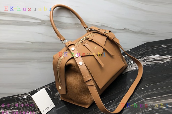 �ڹ̷��ޡ� ����� �����̹�  GV 29998-2-2