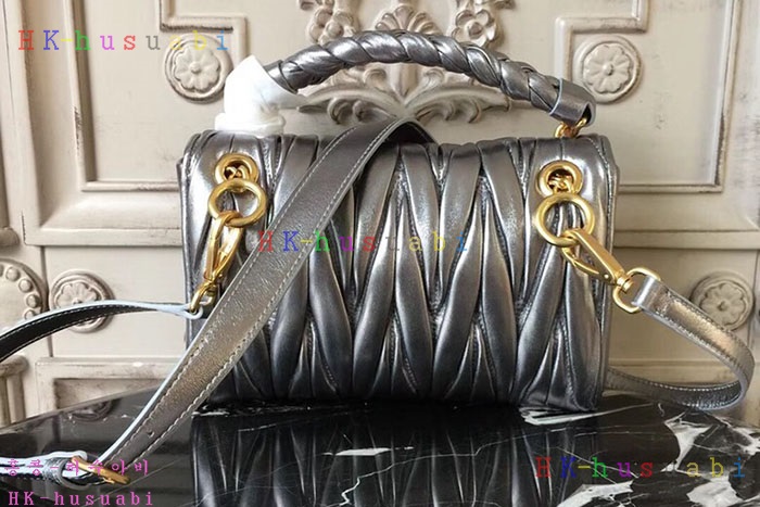 �ڹ̷��ޡ� �̿�̿� ���׶�� ž�ڵ� ����� MM 5BD051#-4