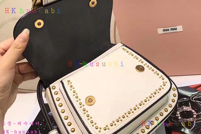 �ڹ̷��ޡ� �̿�̿� �̿췹�̵� ����� MM 5BH019-3