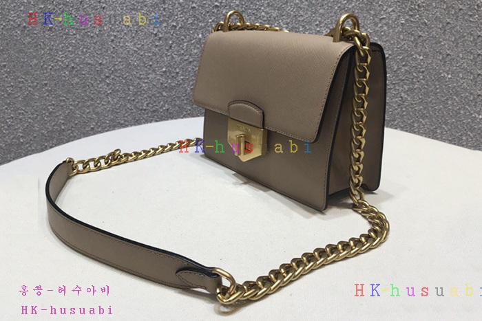 �ڹ̷��ޡ� ����� ���ǾƳ� ü�ι� P 1BD089-5