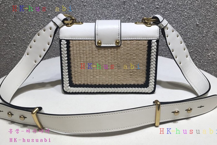 �ڹ̷��ޡ� ����� ī�̿���  P 1BD045