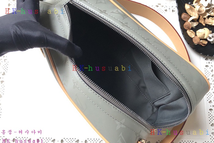 �ڹ̷��ޡ� ���̺��� ���׷� ī�޶�� M43884