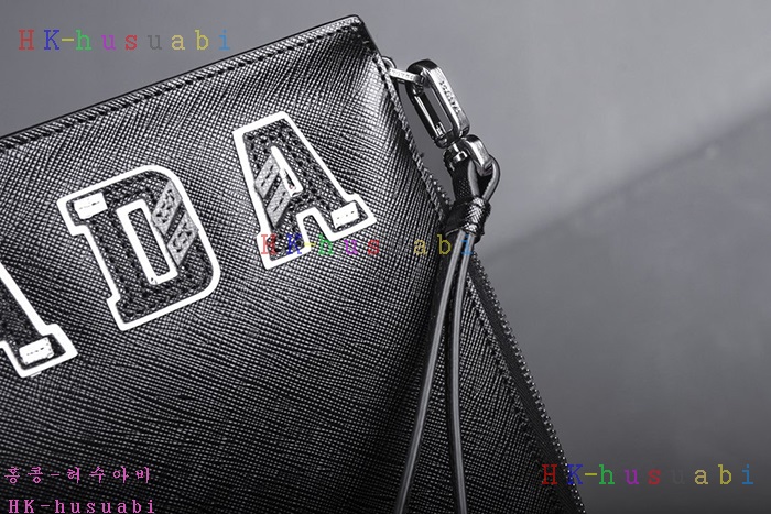 �ڹ̷��ޡ� ����� ���ǾƳ� ���� Ŭ��ġ�� P 2NG001-2