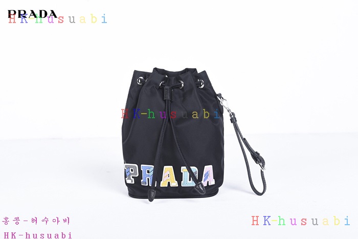 NEW ����� �ڽ���ƽ �Ŀ�ġ P 1NE369