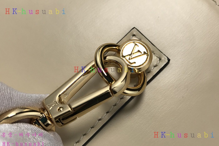 �ڹ̷��ޡ� ���̺��� ���ǵ� ���͹� M53041-2