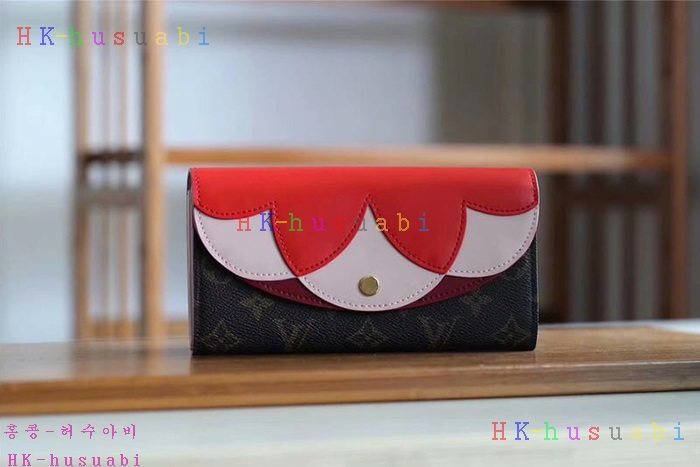 �ڹ̷��ޡ� ���̺��� ��ư ������ M61181