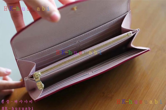 �ڹ̷��ޡ� ���̺��� ��ư ������ M61181