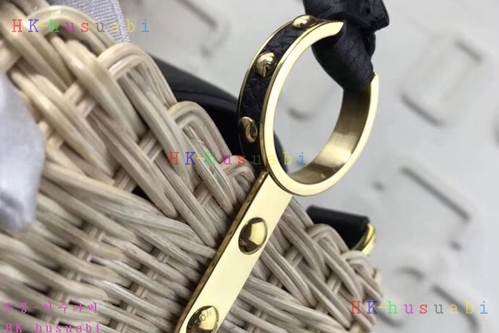 �ڹ̷��ޡ� ���̺��� �Ż� ��Ʈ��  LV M50011