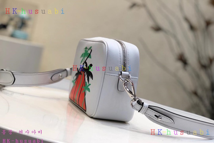 �ڹ̷��ޡ� ����� �ڹ�����Ʈ ī�޶�� P  1BH093