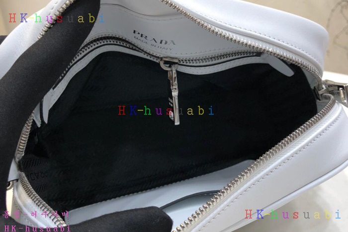 �ڹ̷��ޡ� ����� �ڹ�����Ʈ ī�޶�� P  1BH093