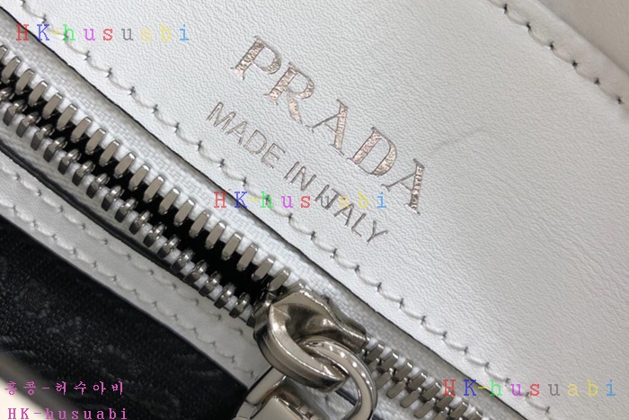 �ڹ̷��ޡ� ����� �ڹ�����Ʈ ī�޶�� P  1BH093