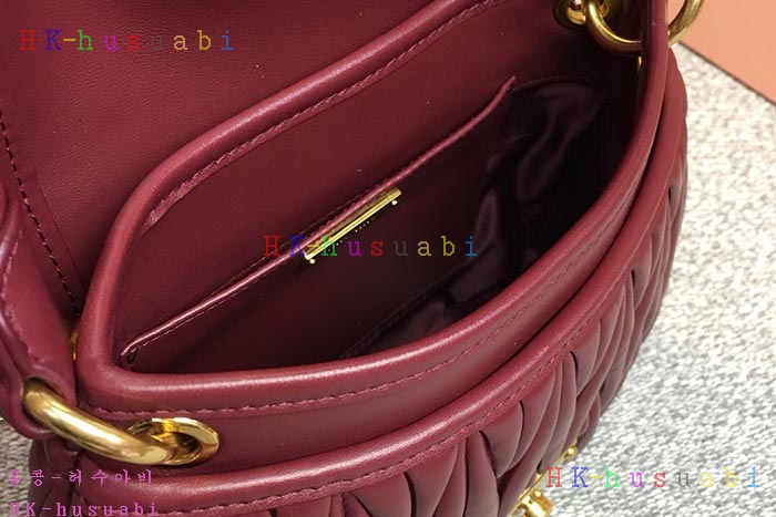 �ڹ̷��ޡ� �̿�̿� ���׶�� ����� M 5BH111-3