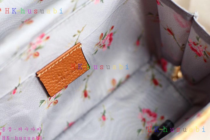 �ڹ̷��ޡڱ��� ��Ʈ�ο� ü�ι̴Ϲ� GU 524829