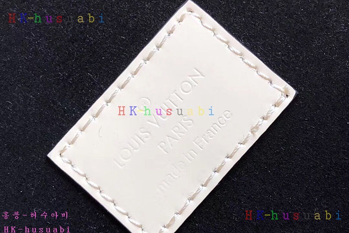 �ڹ̷��ޡ� ���̺��� ����Ƽ�� M52560