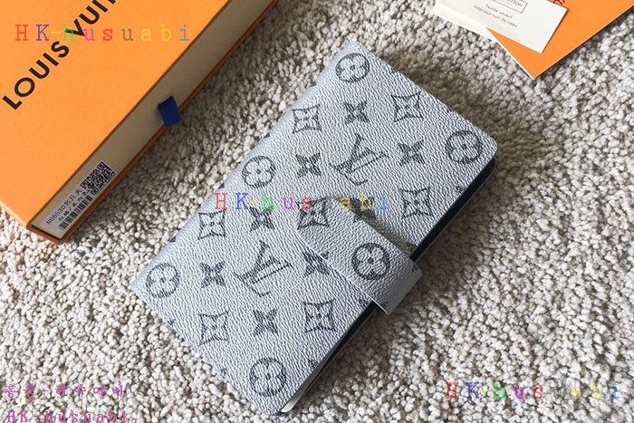 �ڹ̷��ޡڷ��̺��� ī��������� M66530-1