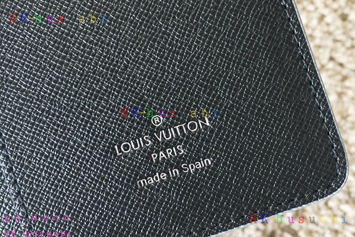 �ڹ̷��ޡڷ��̺��� ī��������� M66530-1