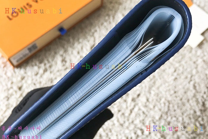 �ڹ̷��ޡڷ��̺��� ī��������� M66530-2